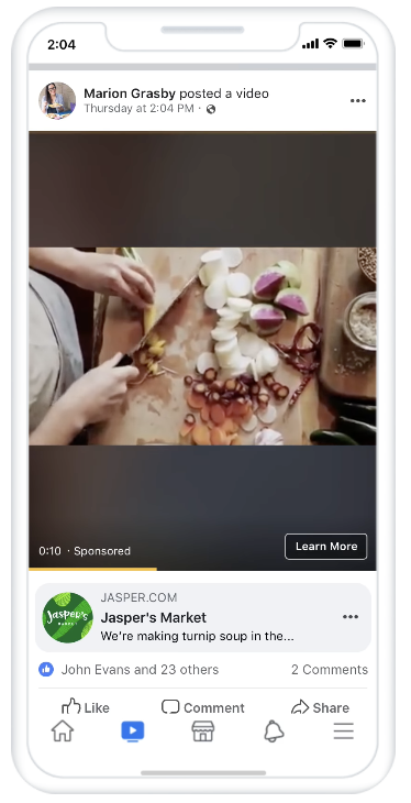Facebookインストリーム動画広告の表示例