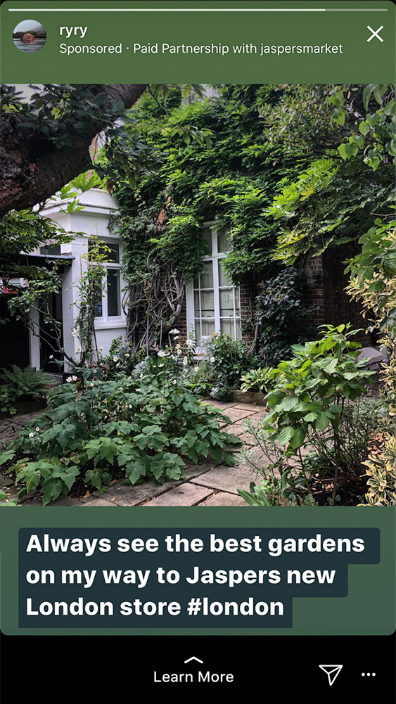 ストーリーズ投稿の例